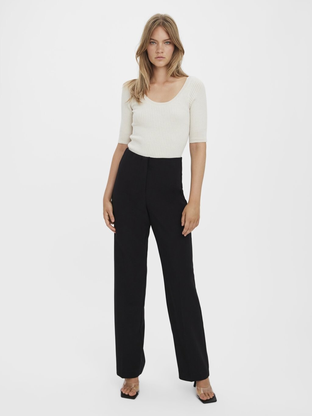 

Брюки Vero Moda, черный Sandy Hr Straight Noos, черный