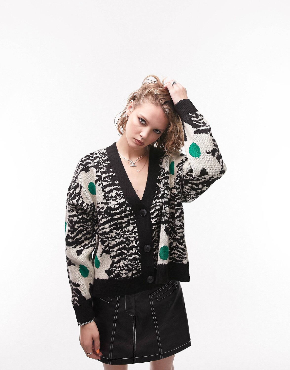 

Вязаный кардиган Topshop цвета слоновой кости