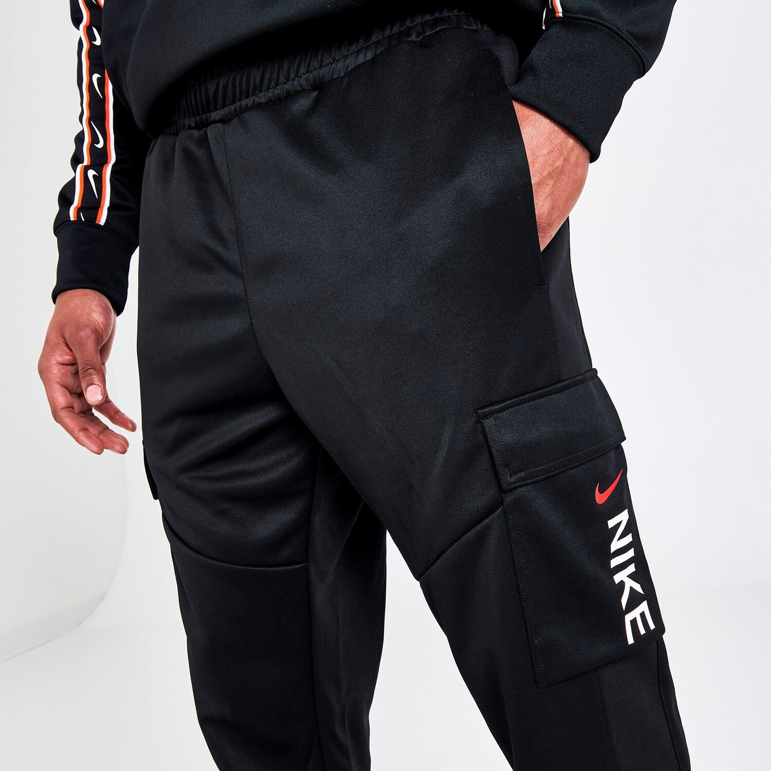 Nike hybrid shop swoosh joggers