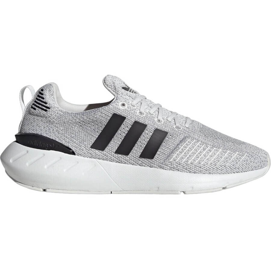 

Кроссовки Adidas Swift Run 22 W, белый/черный/серый