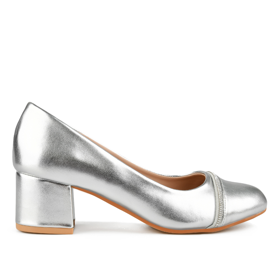 Женские элегантные туфли серебристого цвета Tendenz бижутерия каффы женские серебристого цвета