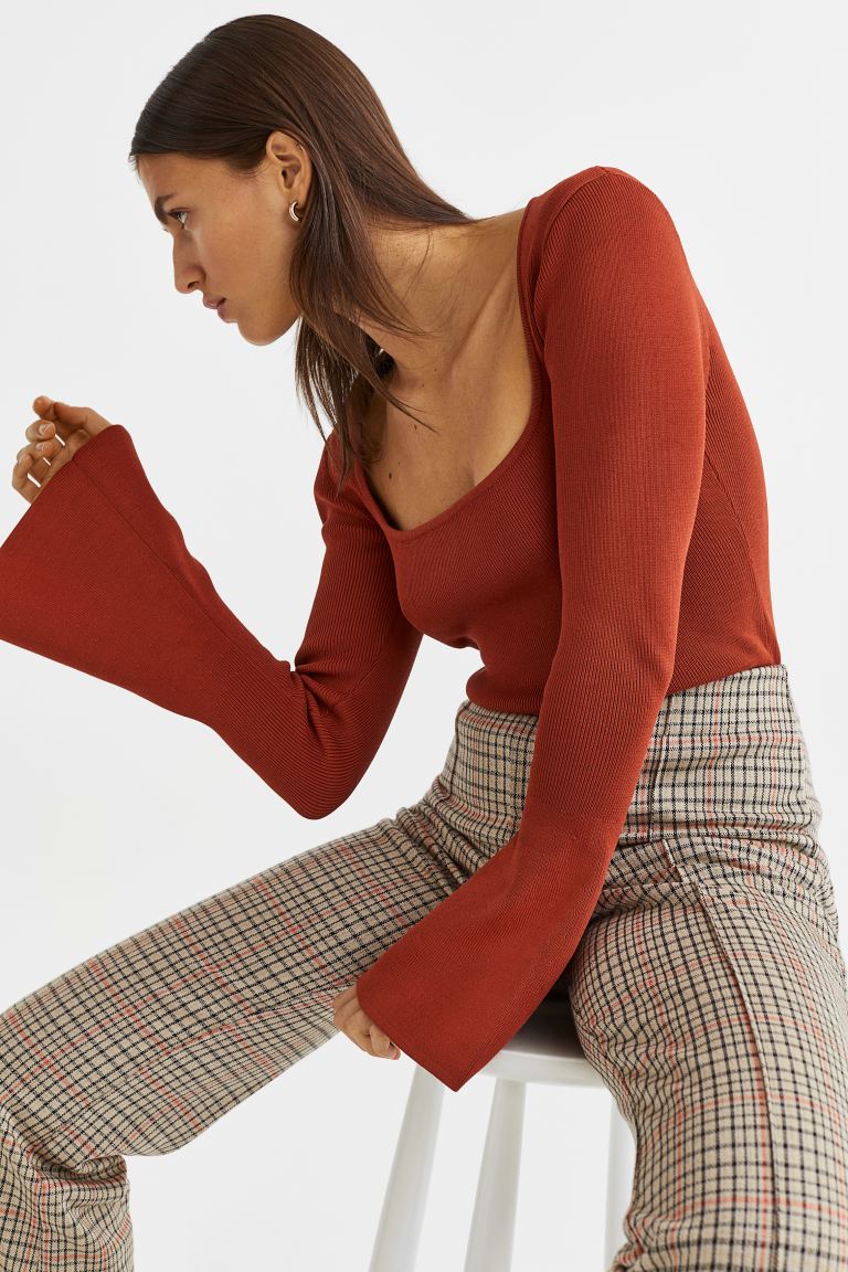 Свитер с расклешенными рукавами H&M, ржаво-красный свитер h