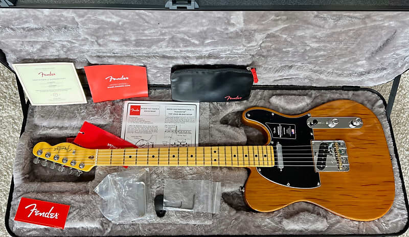 

Электрогитара Fender American Professional II Telecaster Electric Roasted Pine, with Case