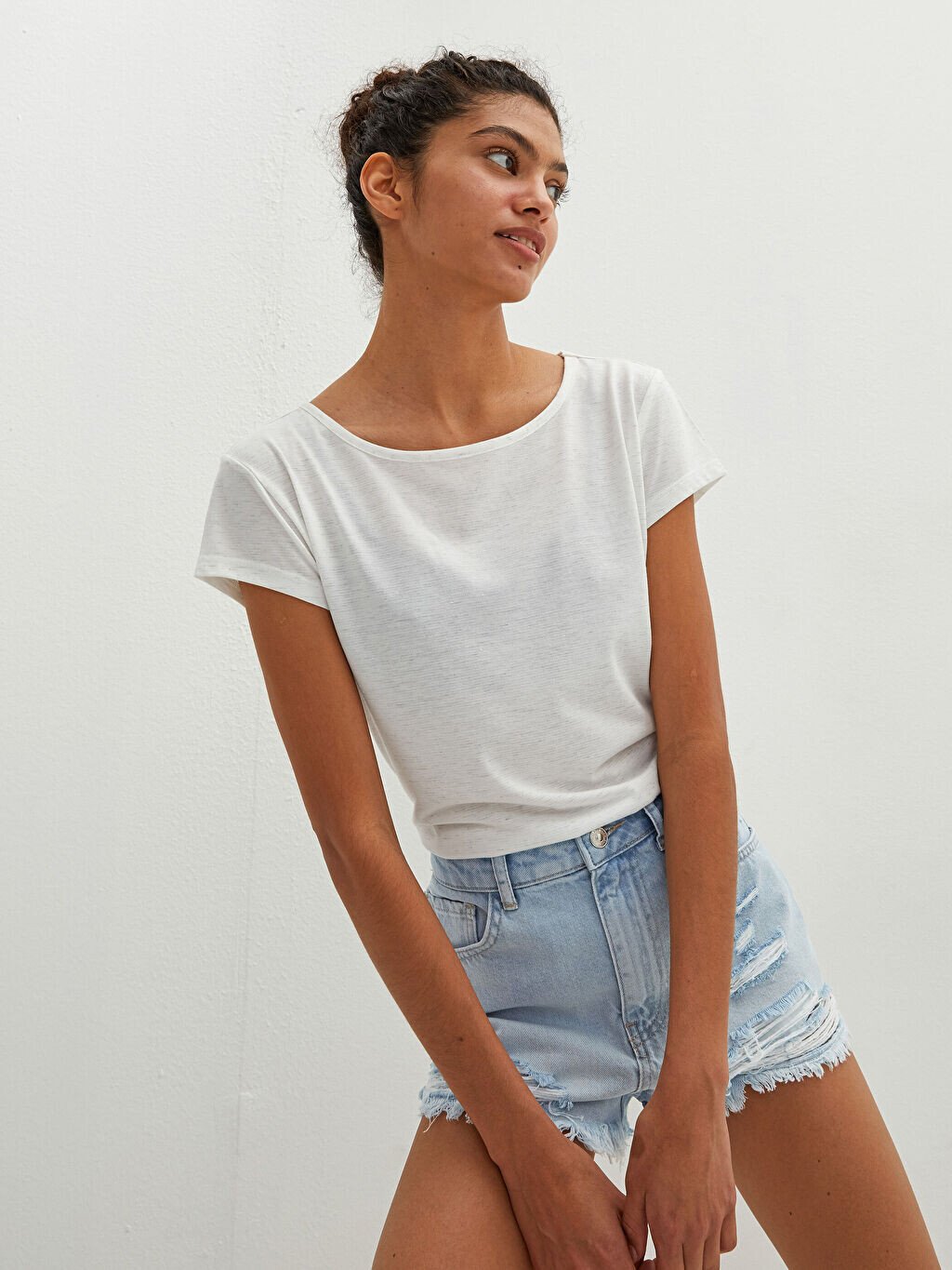 

Женская футболка с круглым вырезом и коротким рукавом LCW Casual