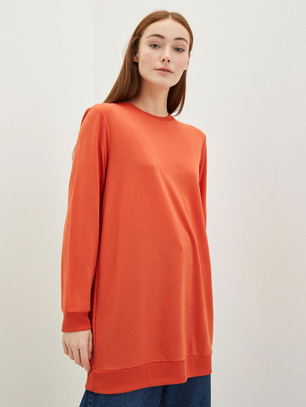 

Женская туника прямого кроя с круглым вырезом и длинными рукавами LCW Modest