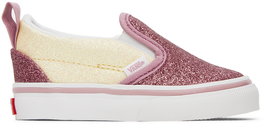

Кроссовки Baby Pink & Off-White Slip-On с V-образным вырезом Vans