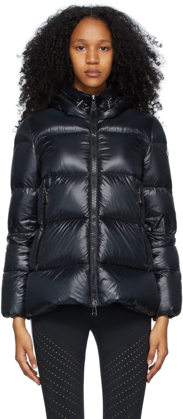 

Черная пуховая куртка из серритовой ткани Moncler, Черный