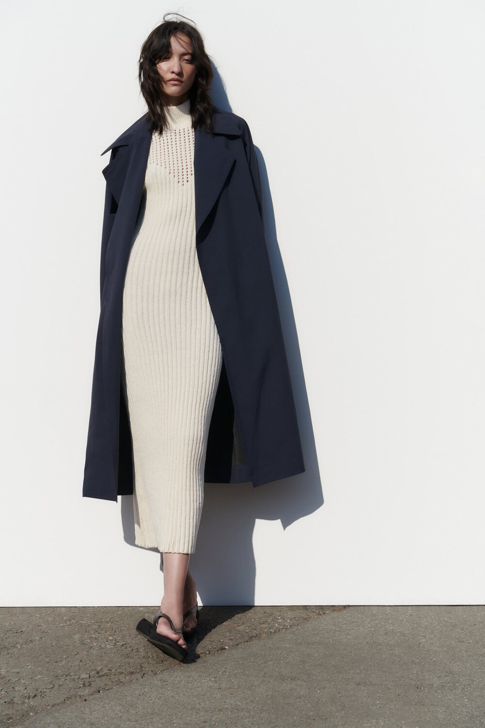 

Тренч с поясом ZARA, синий