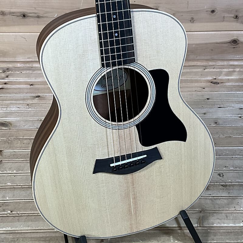 

Акустическая гитара Taylor GS Mini Rosewood Acoustic - Natural