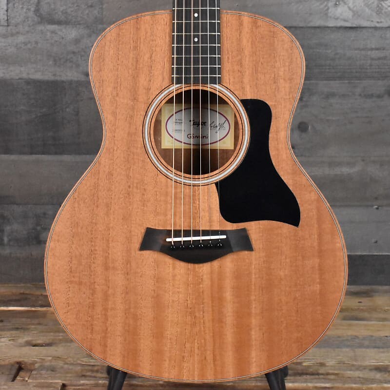 

Акустическая гитара Taylor GS Mini Mahogany with Gig Bag