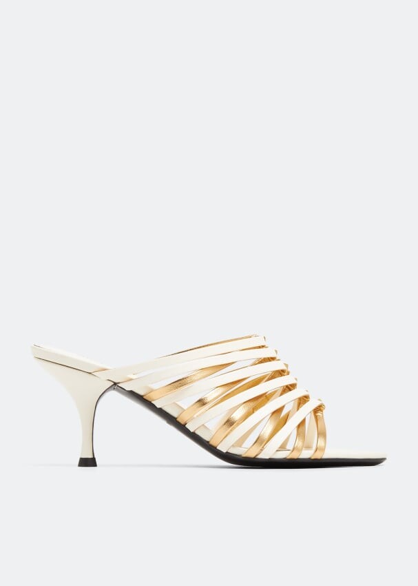 

Сандалии VALENTINO GARAVANI Rockstud strappy sandals, белый