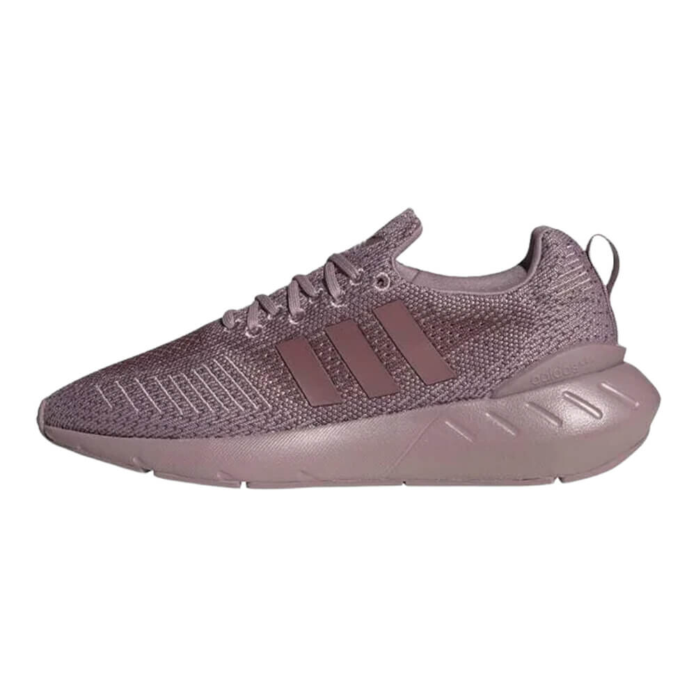 

Кроссовки Adidas Swift Run 22, бордовый