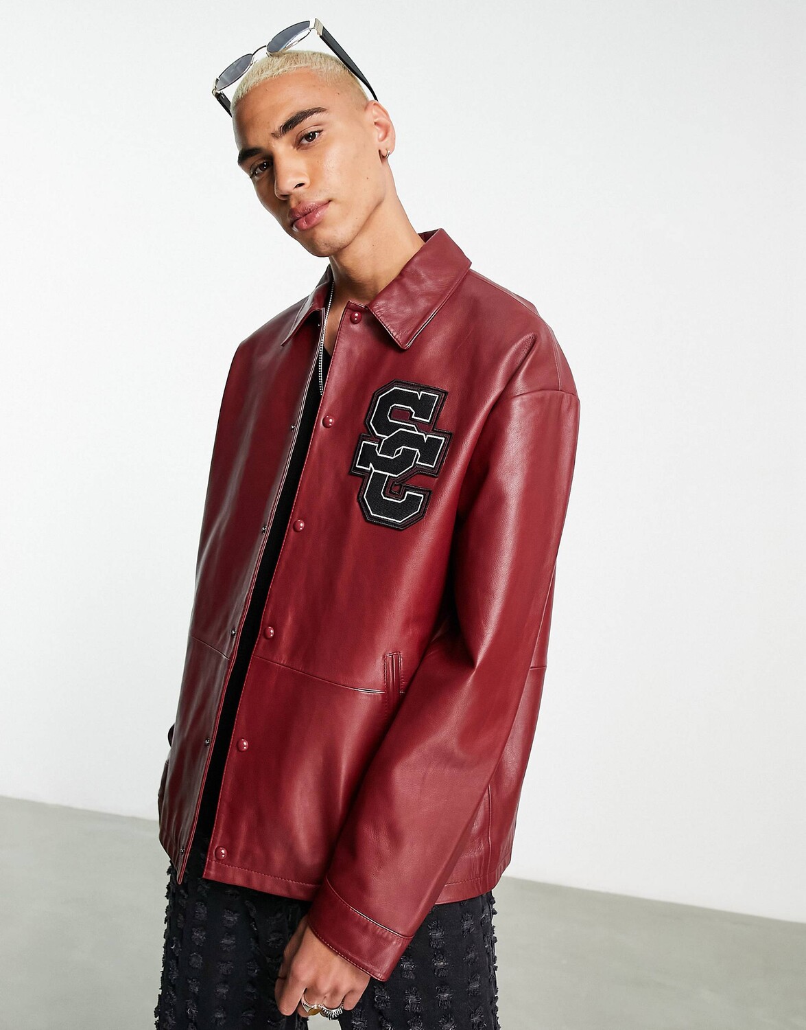 

Бордовая университетская куртка харрингтон оверсайз из натуральной кожи ASOS DESIGN, Красный