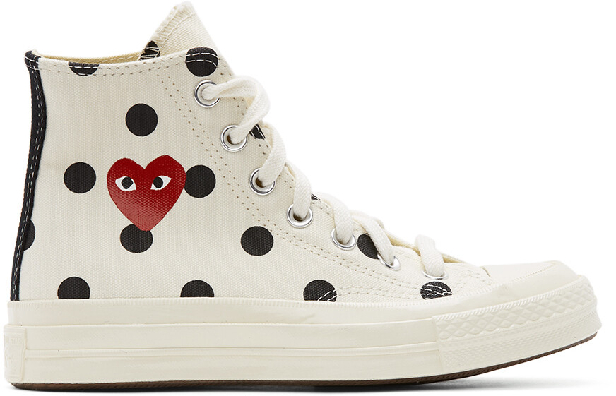 

Белые высокие кеды Converse Edition Chuck 70 в горошек с сердечками Comme des Garçons Play