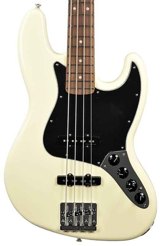

Fender Deluxe Active Jazz Bass в олимпийском белом цвете MX21031987
