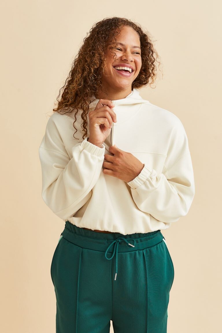 

Спортивная толстовка с застежкой-молнией сверху. H&M, сливочный, Бежевый