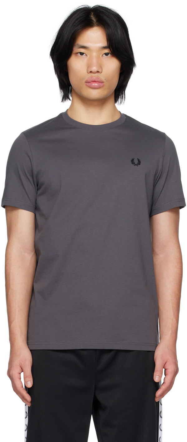 

Серая футболка с принтом Fred Perry