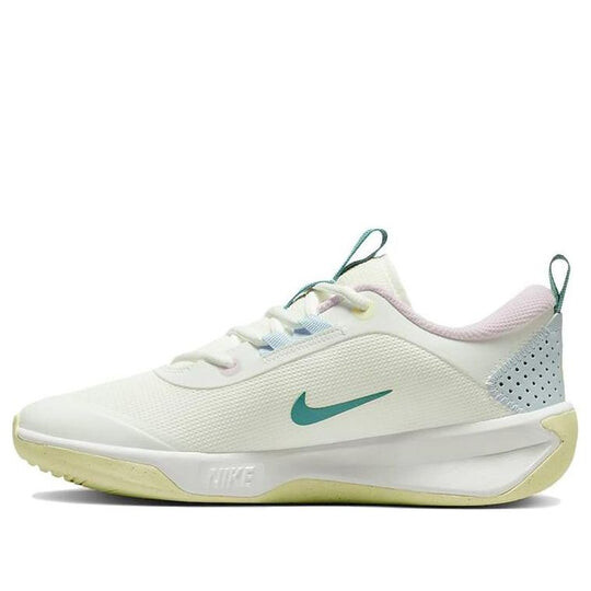 

Кроссовки (GS) Nike Omni Multi-Court 'Citron Tint Cobalt Bliss' DM9027-101, белый