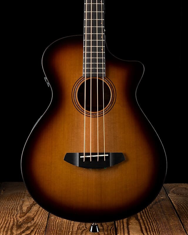 

Гитара Breedlove Solo Pro Concerto Bass CE Red Cedar SLCO44BCERCAM_812, африканский махагоновый