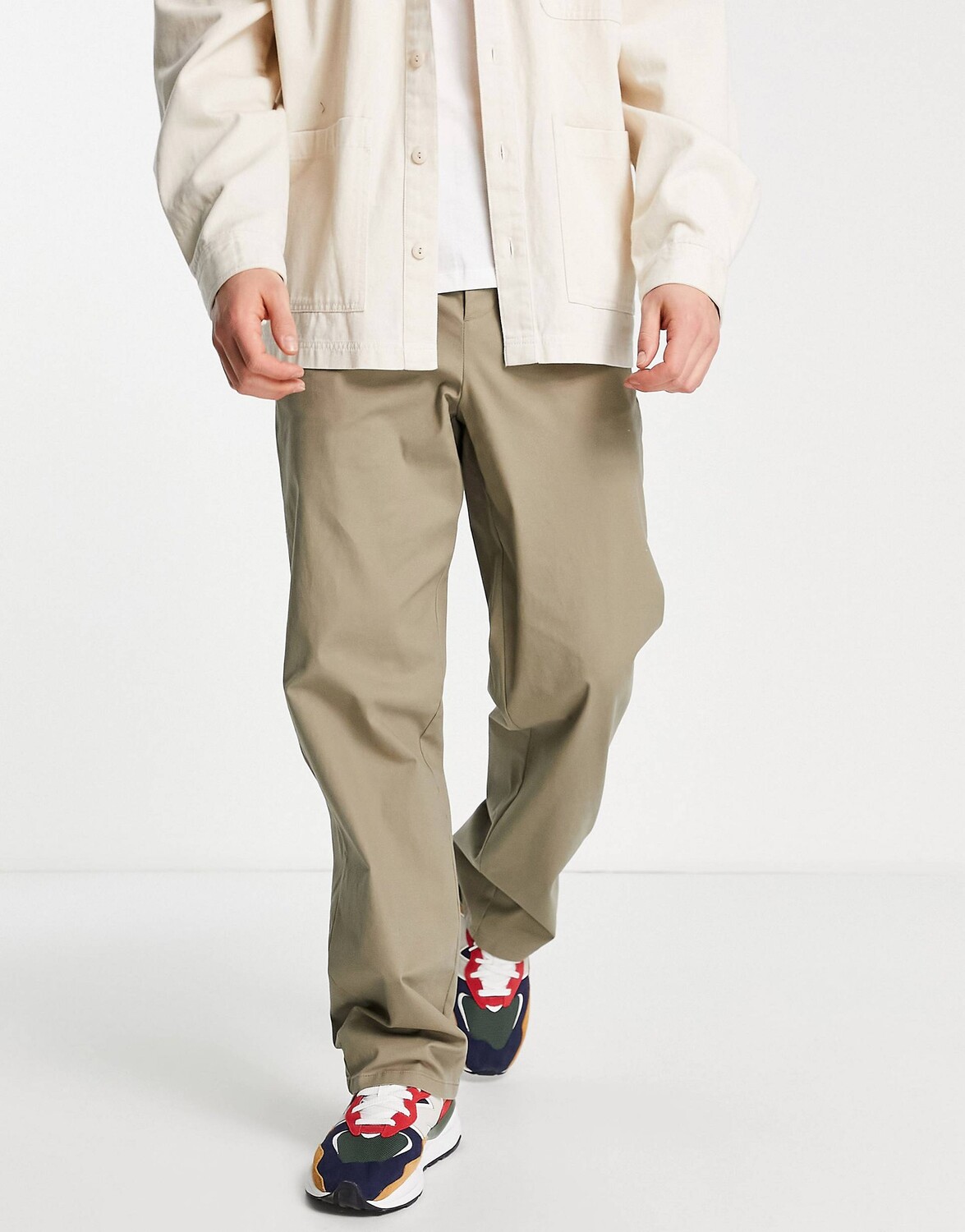 

Свободные брюки чинос цвета хаки ASOS DESIGN