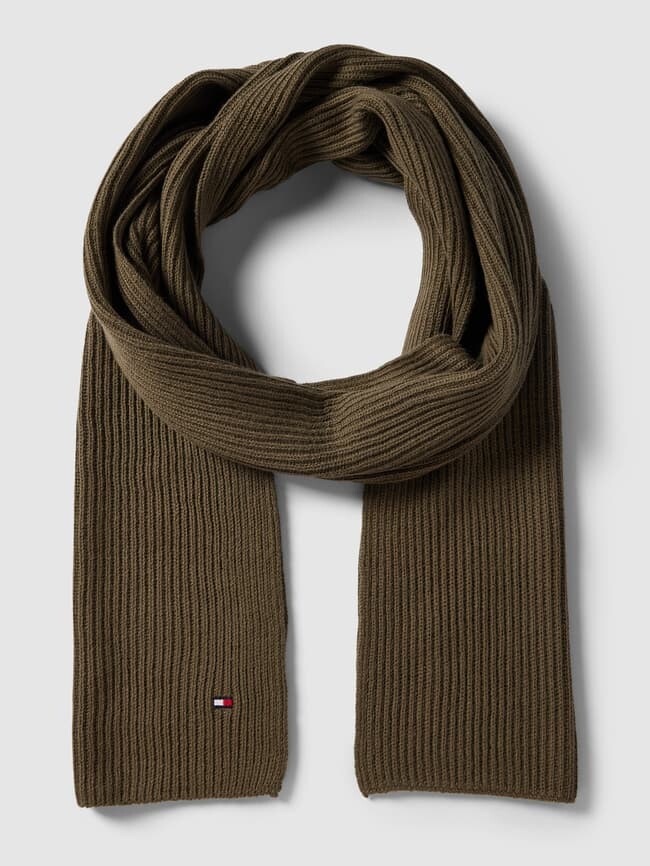 

Шарф с пришивной этикеткой модель "ESSENTIAL FLAG" Tommy Hilfiger, оливково-зеленый