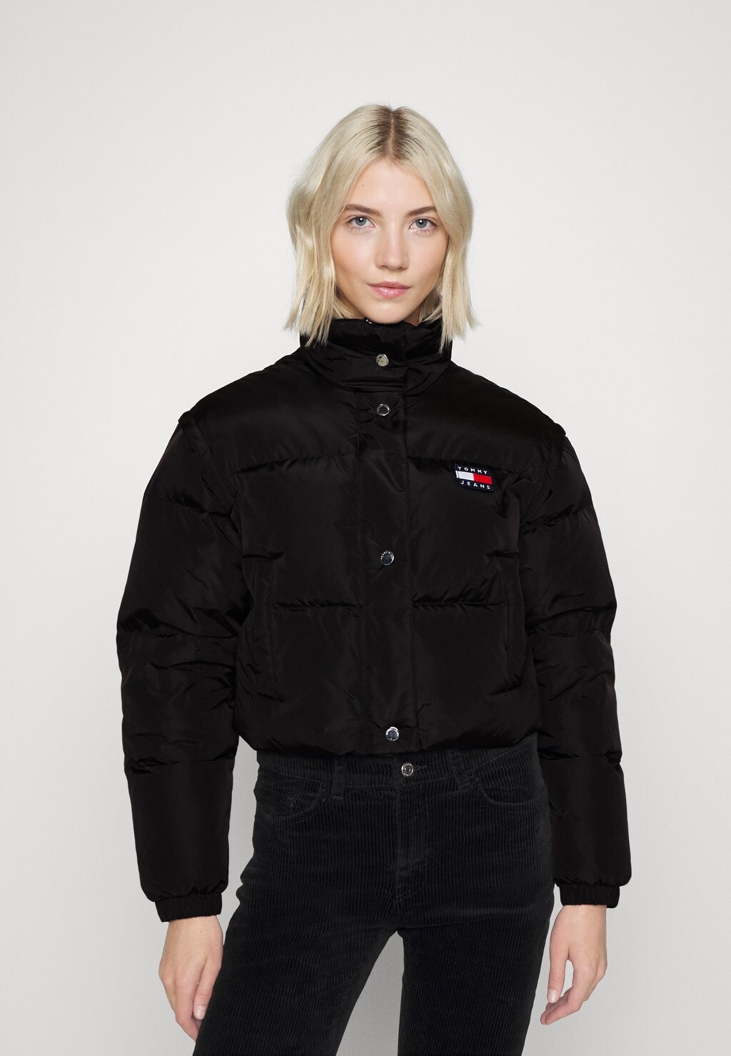 

Зимняя куртка Tommy Jeans, черный