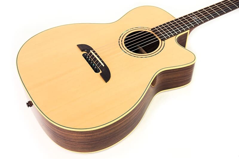 

Акустическая гитара Yairi OM/Folk Standard Series Sitka/Rose AE w/Cutaway