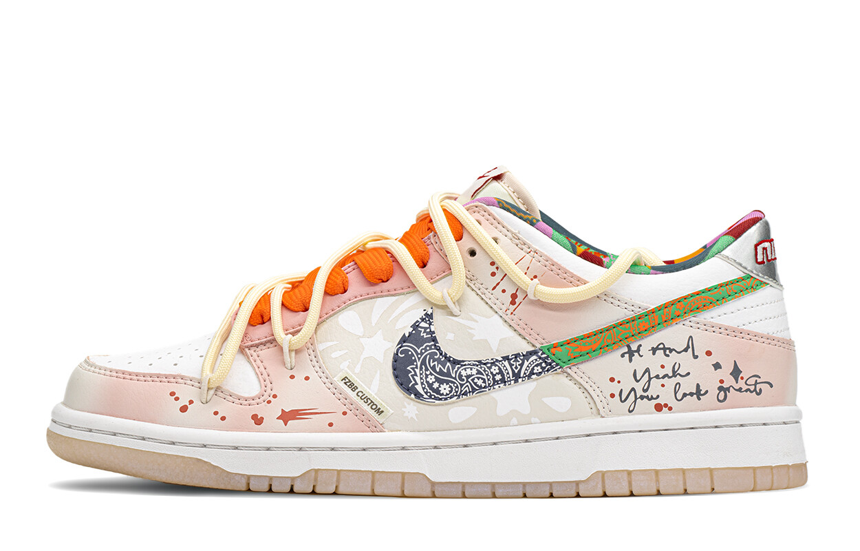 

Кроссовки Nike Dunk Skateboarding Shoes Women's Low-top White/pink, белый