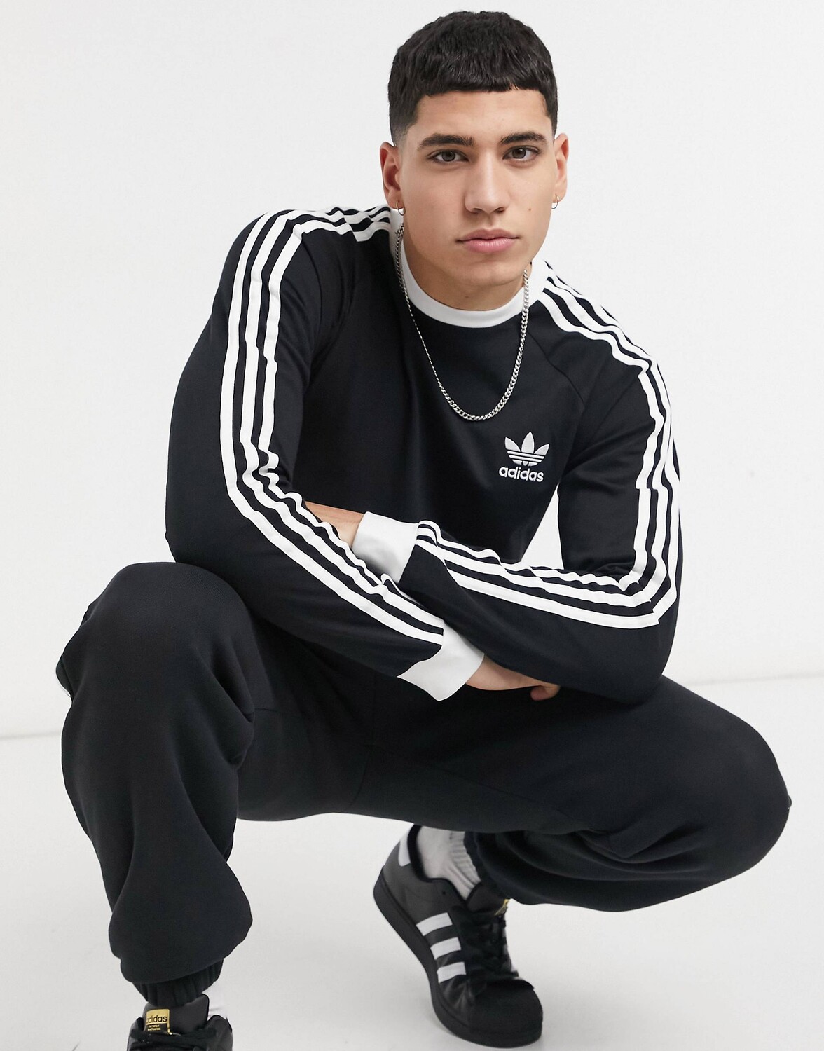 

Черная футболка с длинным рукавом с тремя полосками adidas Originals adicolor