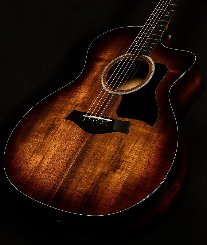 

Гитары Тейлора 224ce-K DLX Taylor