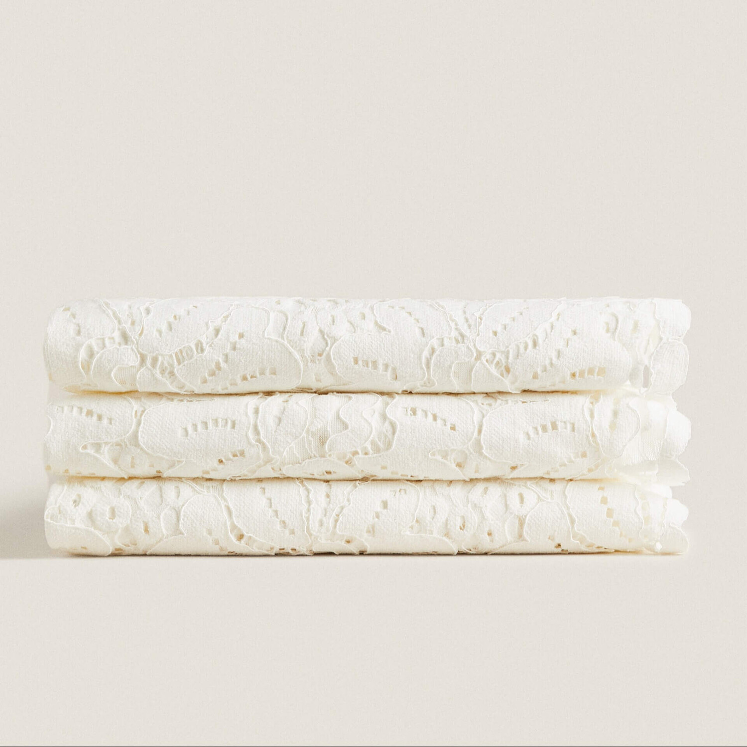 Скатерть Zara Home Cotton Lace скатерть zara home check cotton linen синий