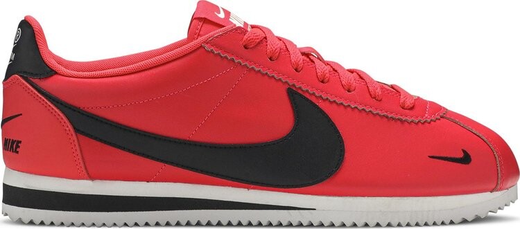 

Кроссовки Nike Classic Cortez Premium 'Red Orbit', красный