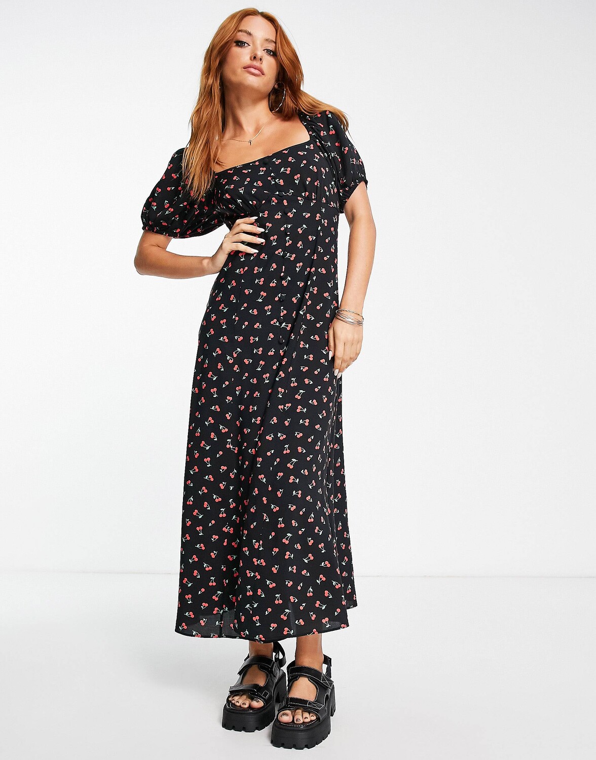 

Чайное платье миди с чашечками на пуговицах ASOS DESIGN с принтом вишни ASOS DESIGN