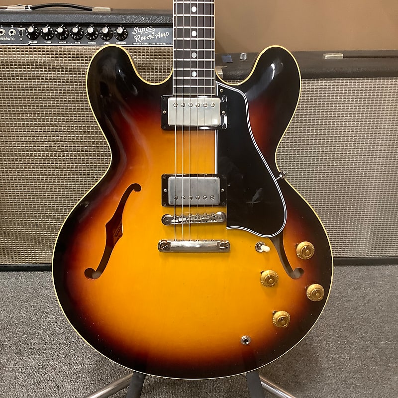 2022 Gibson Murphy Lab 1959 ES-335 Vintage Burst Light Aged M2M 2022 Murphy Lab 1959 ES-335 Vintage Burst Light Aged M2M электрогитара cort cr300 aged vintage burst