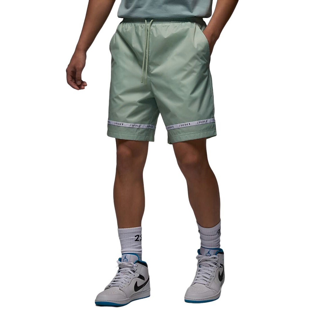 

Шорты Nike Jordan Essentials Men's Woven, светлый серо-зеленый