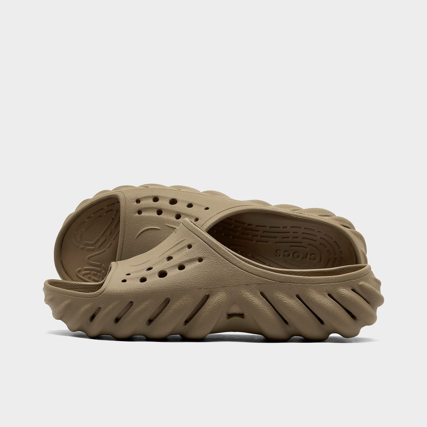 

Сандалии Crocs Echo Slide, коричневый