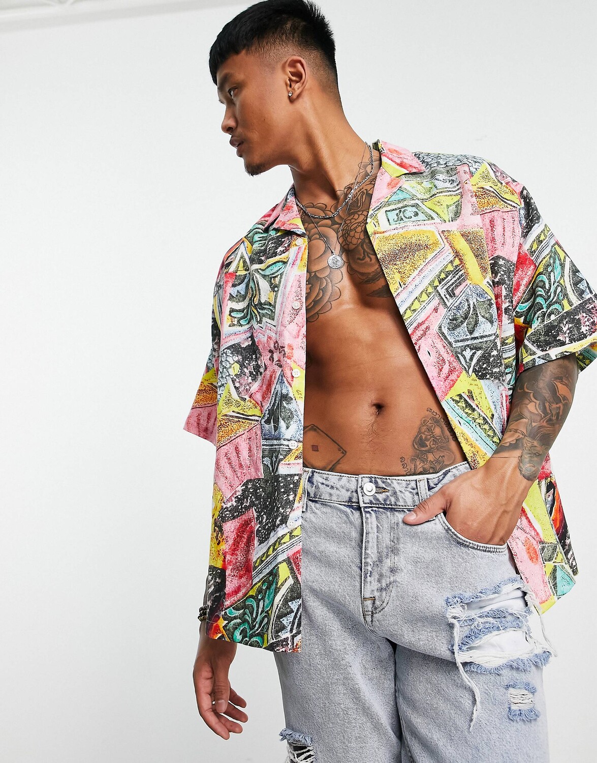 

Свободная льняная рубашка с ярким винтажным принтом ASOS DESIGN