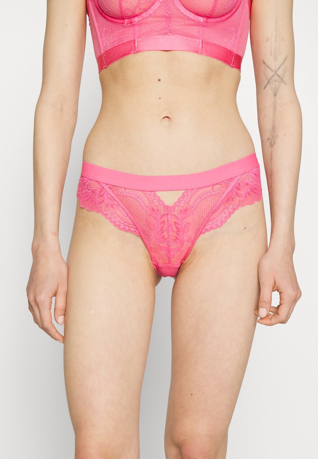 

Трусы Hunkemöller