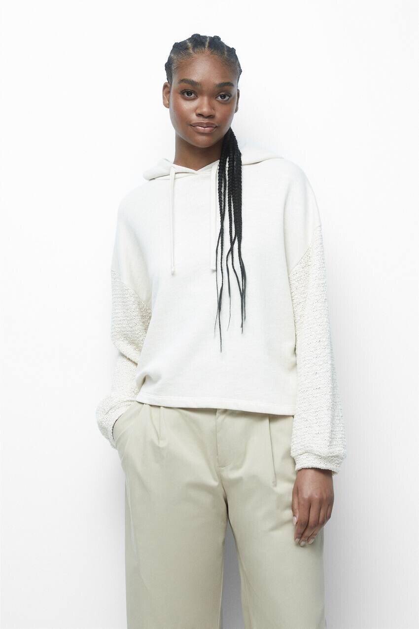

Худи крючком Pull&Bear, экрю
