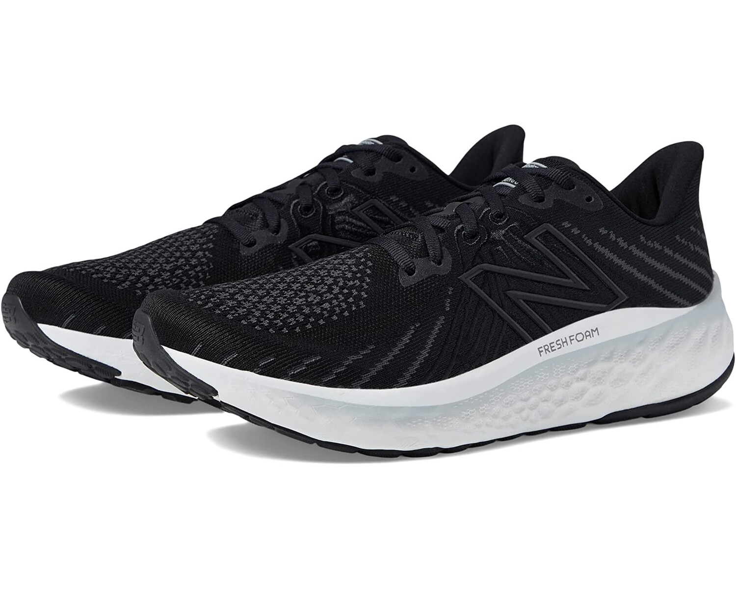 

Мужские кроссовки New Balance Fresh Foam X Vongo v5, черный/белый