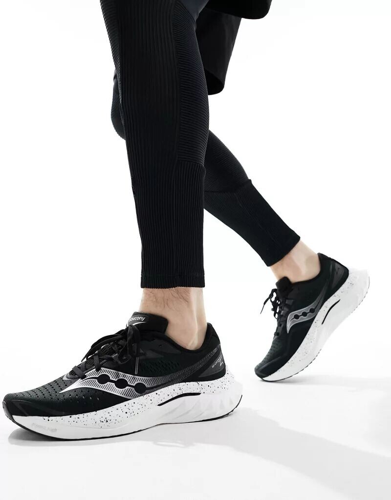 

Черные нейтральные кроссовки Saucony Endorphin Speed ​​4