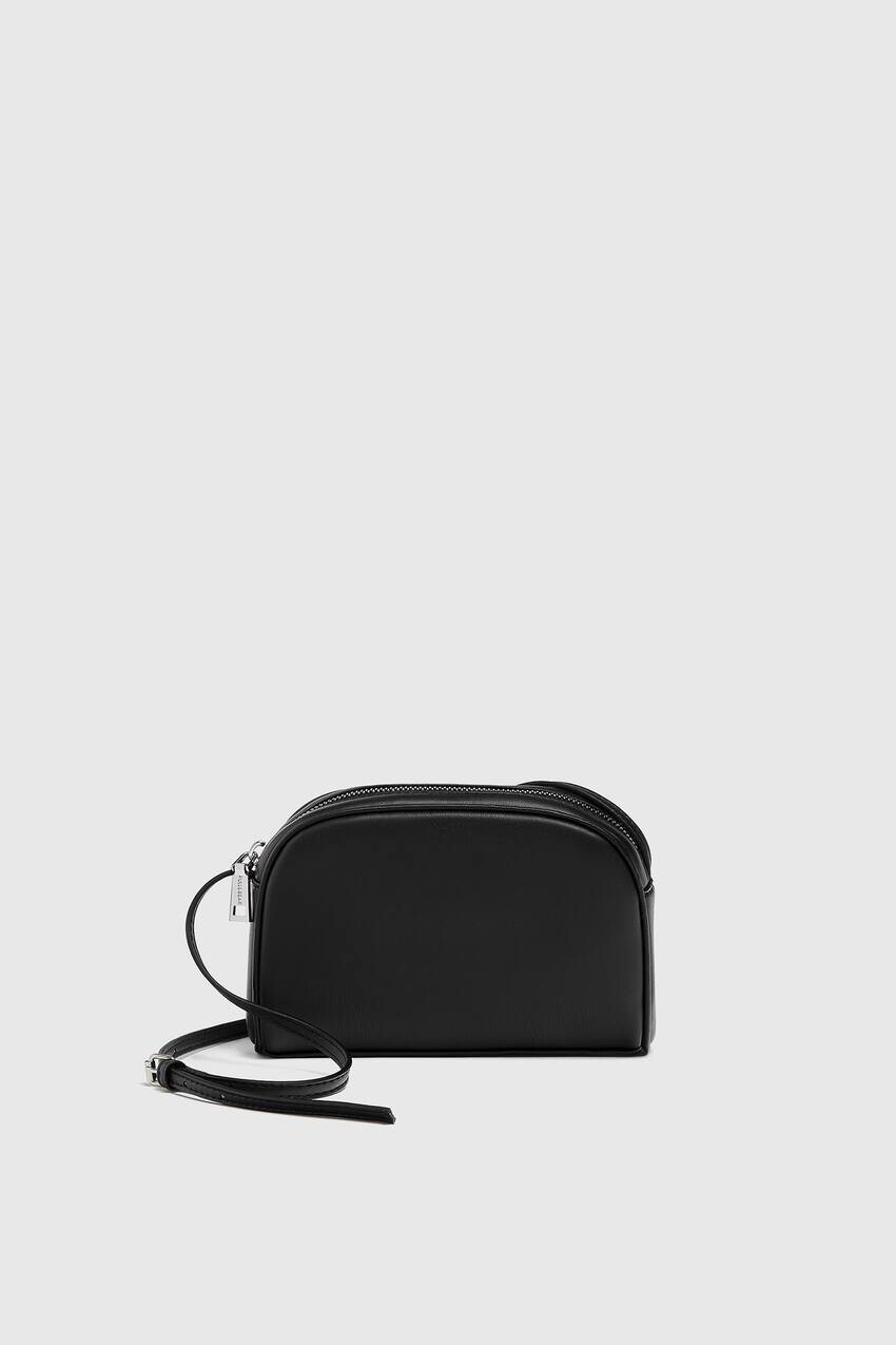 

Сумка через плечо Urban Pull&Bear, черный