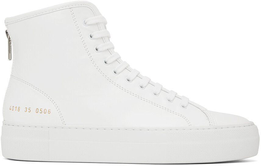 

Белые сверхвысокие кроссовки Tournament Common Projects