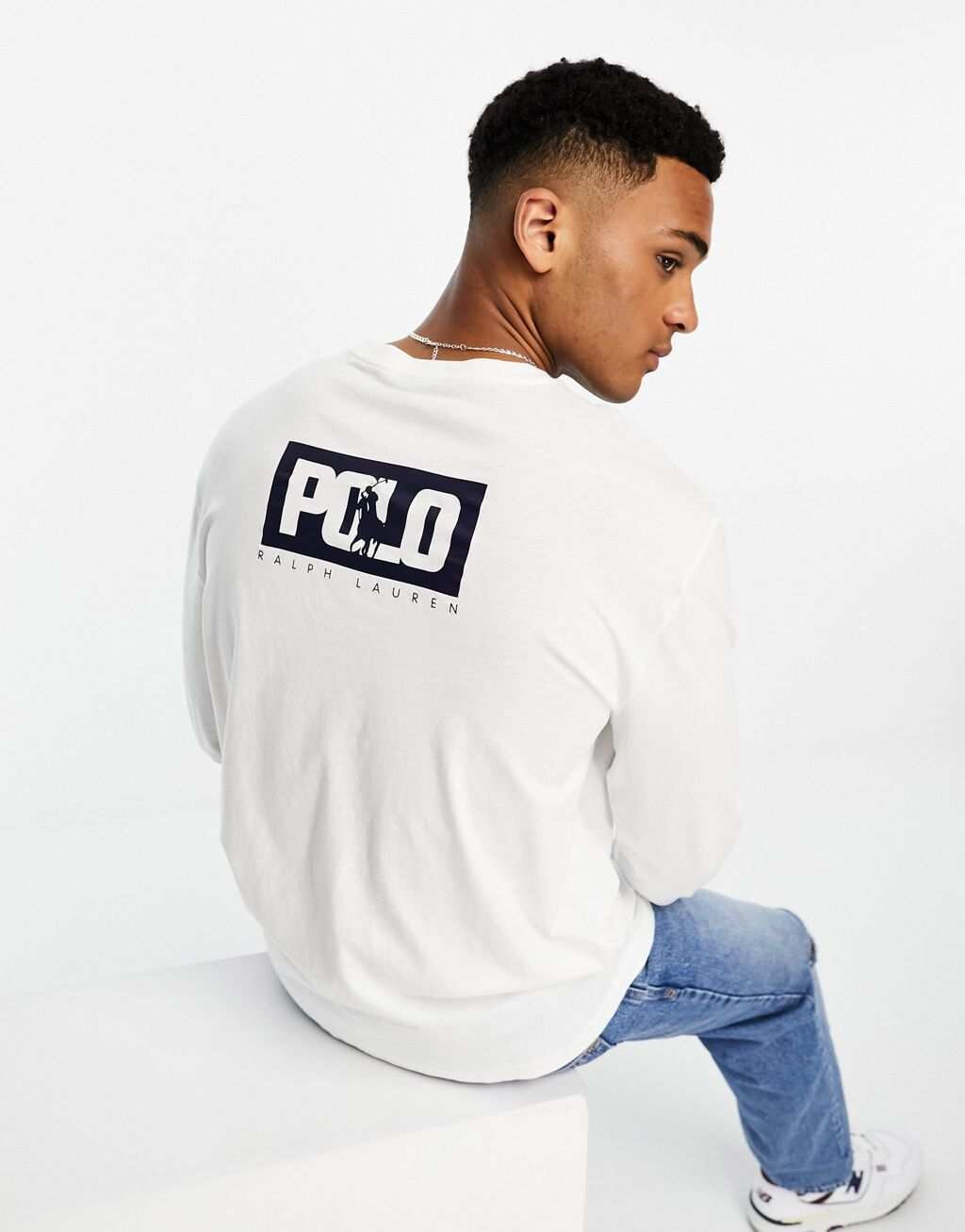 

Классический белый топ с длинными рукавами и принтом в виде коробки Polo Ralph Lauren