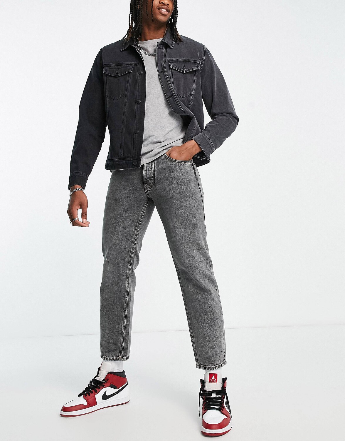 

Черные джинсы классического кроя ASOS DESIGN
