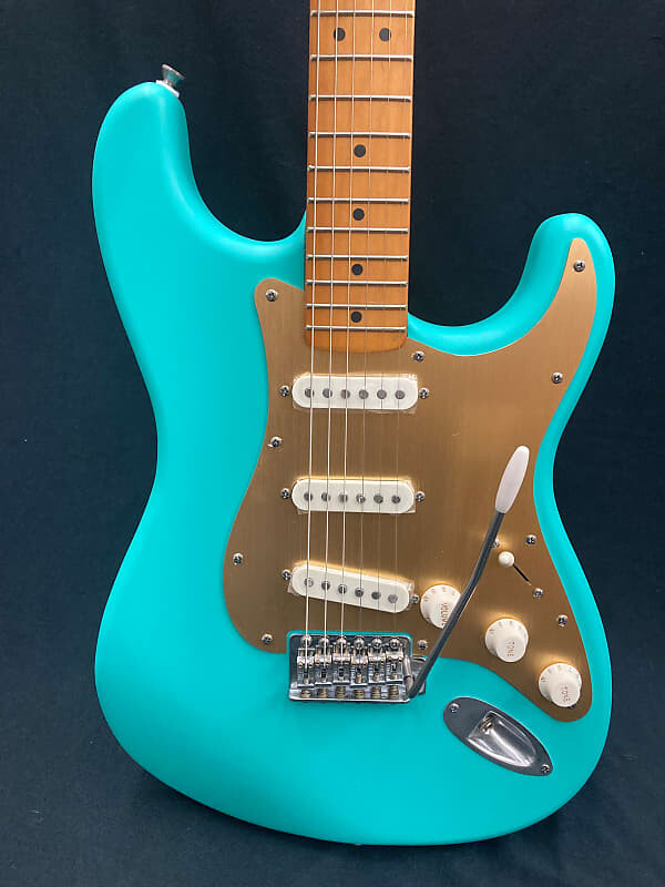 

Squier 40th Anniversary Stratocaster Vintage Edition - Satin Seafoam Green