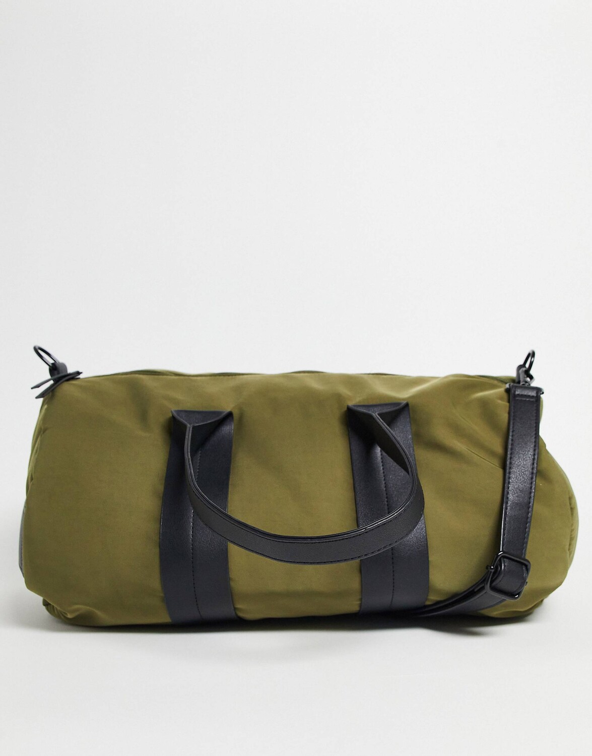 

Сумка ASOS DESIGN из нейлона цвета хаки, 15 литров - KHAKI