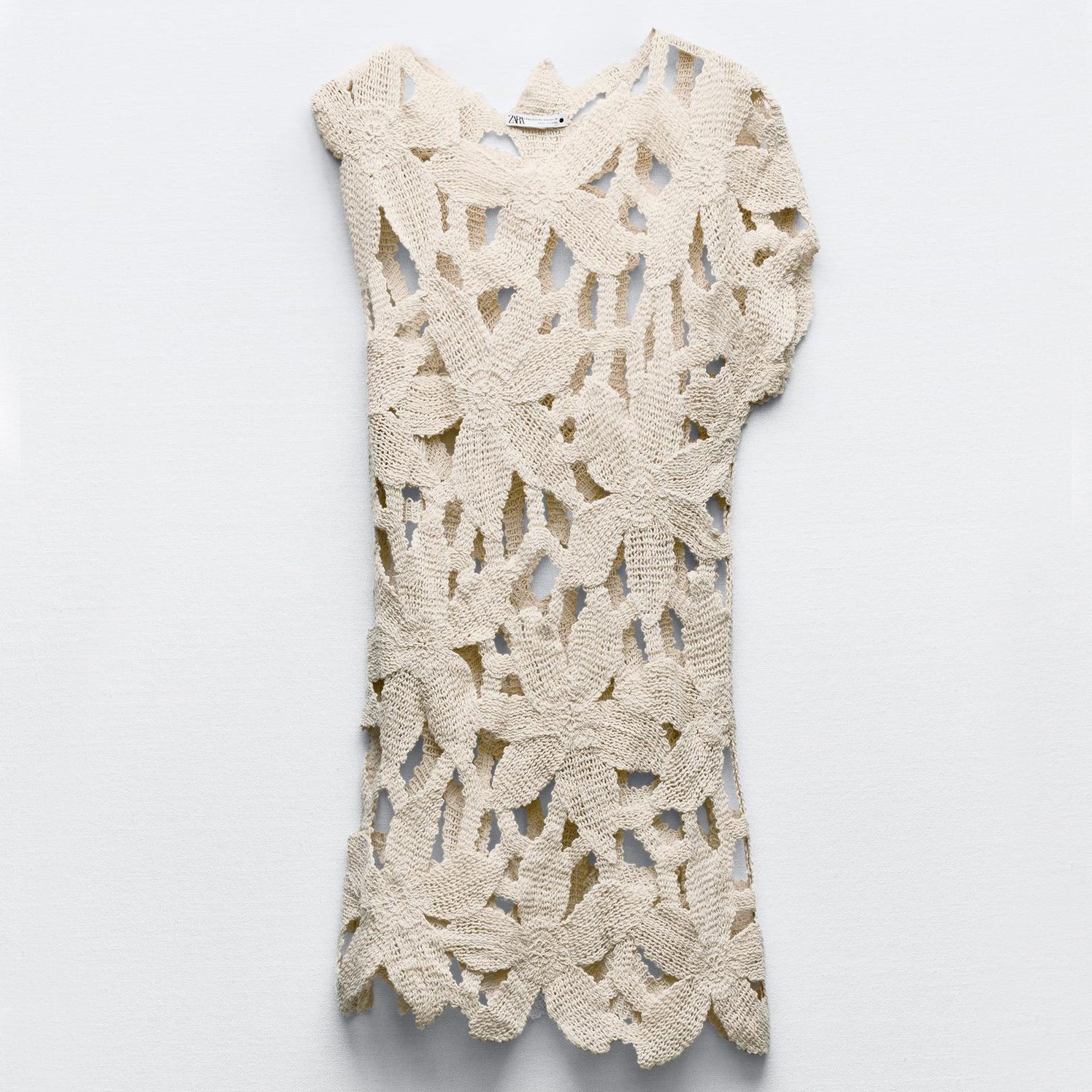Платье Zara Crochet Asymmetric, кремовый платье короткое с круглым вырезом и короткими рукавами blinewood m разноцветный