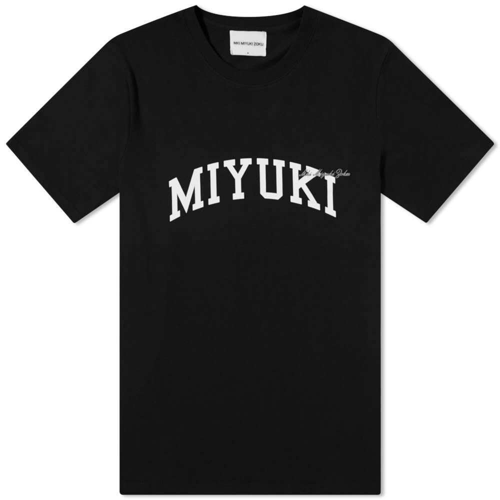 

Футболка MKI College Logo Tee, Черный