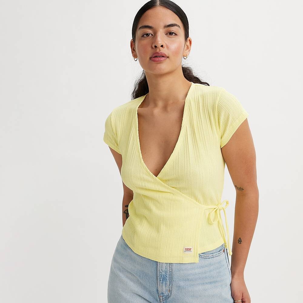 

Топ Levi's, желтый
